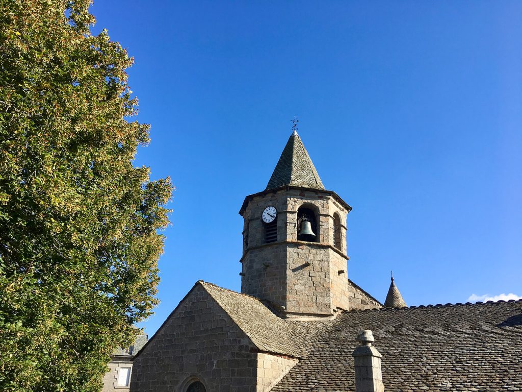 Kirche-Nasbinals-Isabelle-Otnasbinals