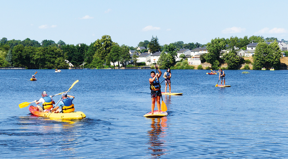 Paddle on Lake Saint Gervais