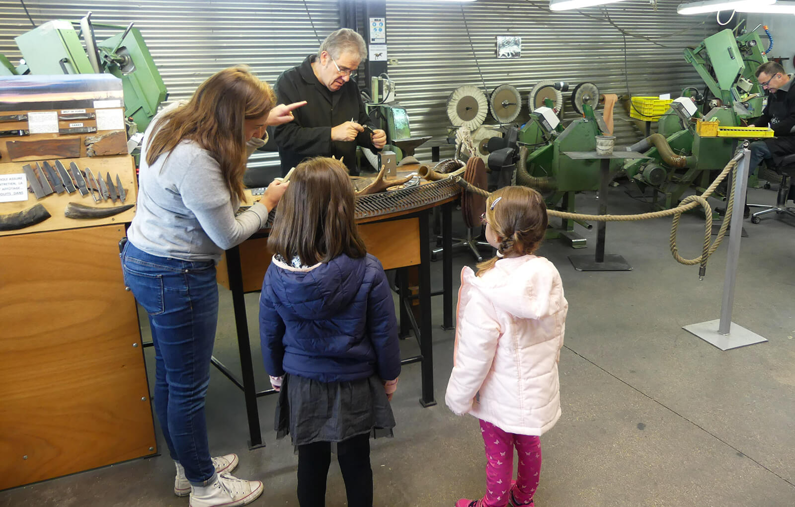 Visita al taller de cuchillería Laguiole