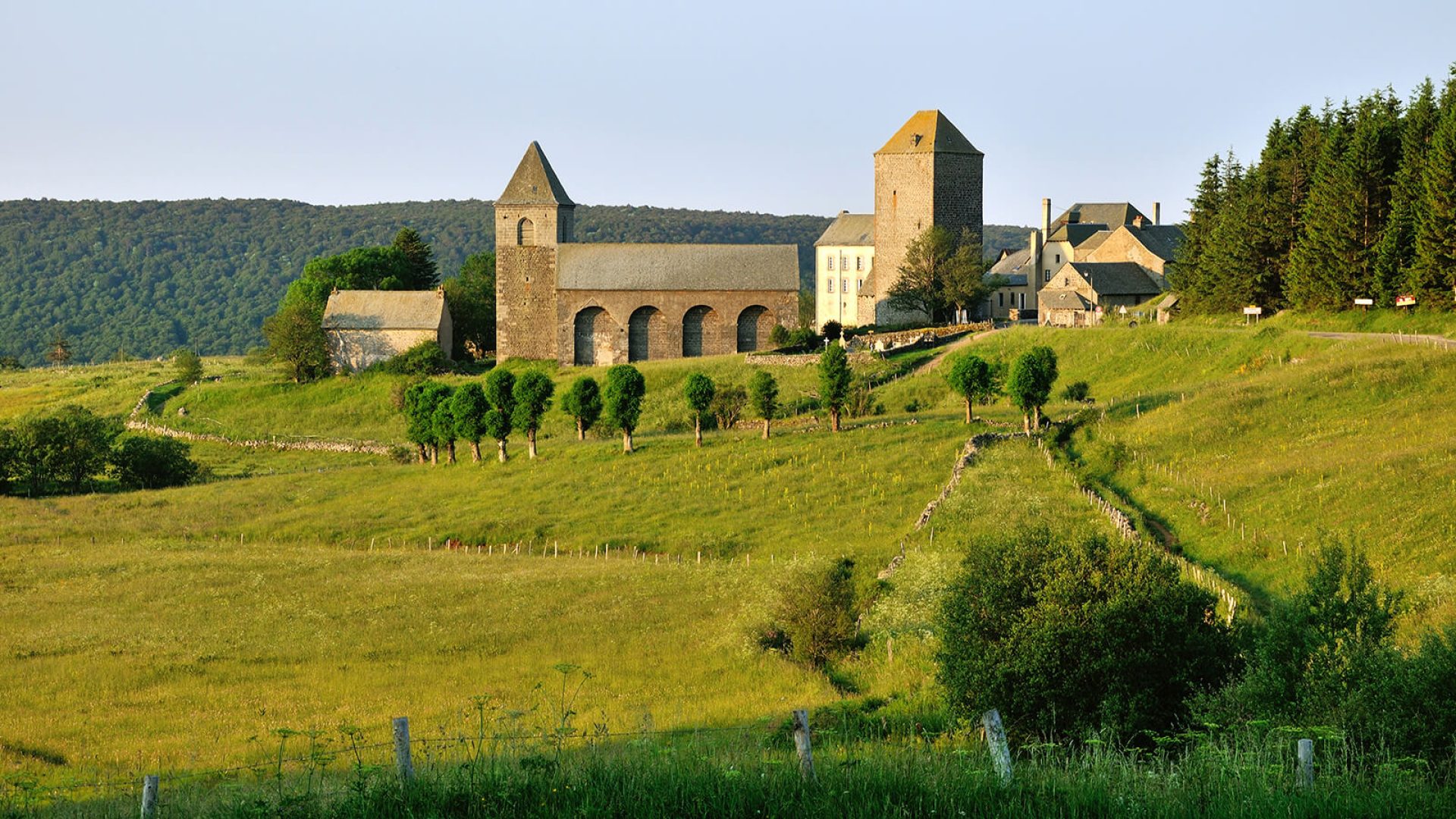 Blick auf das Dorf Aubrac
